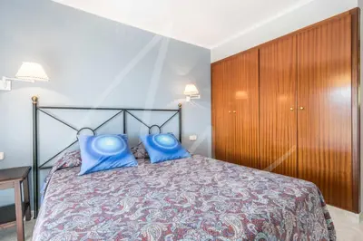 Cama o camas de una habitación en Antora C by SeaMount Rentals