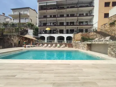 Piscina en o cerca de MIRAMAR , TOSSA DE MAR, con piscina