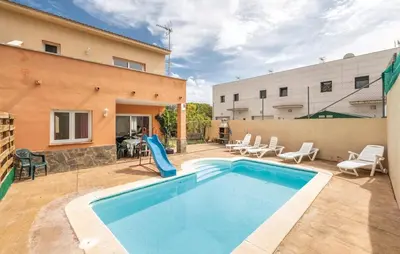Piscina en o cerca de Villa Caravan 6 people 7 kms Lloret de mar