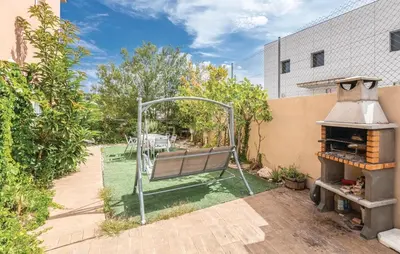 Jardín al aire libre en Villa Caravan 6 people 7 kms Lloret de mar