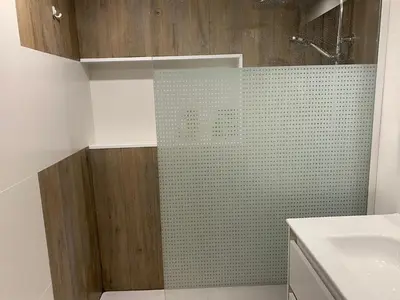 Un baño de Apartamento en Torre Valentina, la mejor playa!