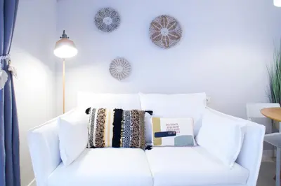 Cama o camas de una habitación en Budget Beach Studio 24