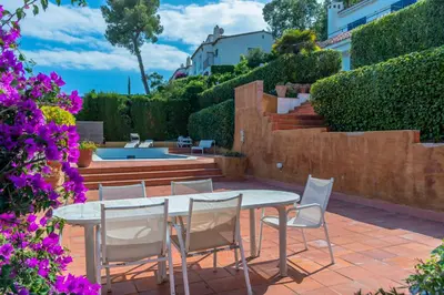 Jardín al aire libre en L-3 CALELLA DE PALAFRUGELL 5/ 6 PAX