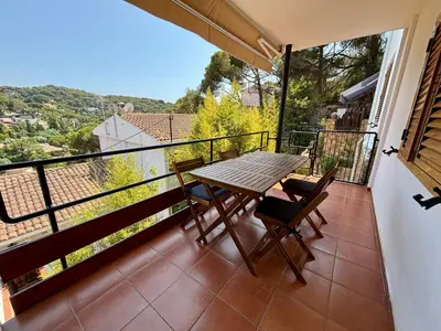 Un balcón o terraza de Quiet apartment Cala Canyellas