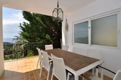 Un balcón o terraza de VILLA MIRIAM