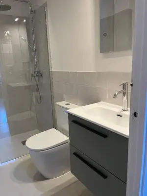 Un baño de Mediterranean apartment in Lloret de Mar next to the Sea