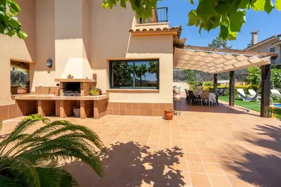 Jardín al aire libre en Villa Jaruco Lux Piscina Privada Familiar BBQ Aire Acondicionado