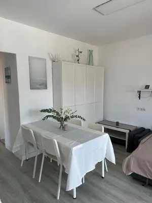 Plano de White Apartment