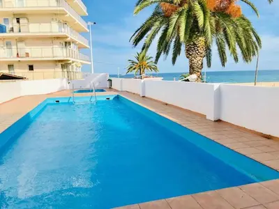 Piscina en o cerca de Investingspain Studio beach paradise front sea views on the beach