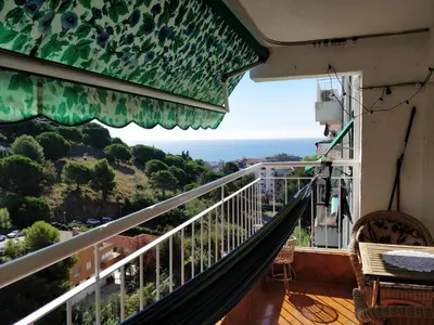 Un balcón o terraza de Bonavista Bright Sea View Studio with Balcony