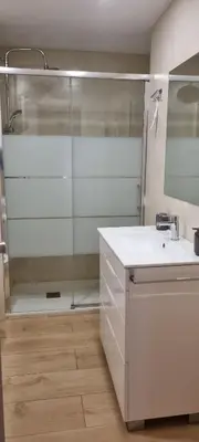 Un baño de Apartamentos Neptuno