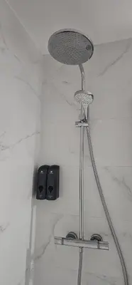 Un baño de Hermoso apartamento cerca al mar