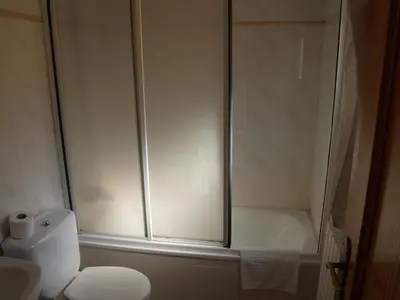 Un baño de Hostal Barnes