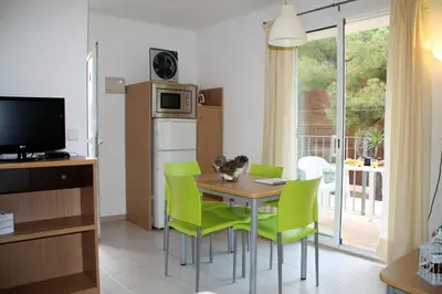 Una cocina o zona de cocina en Apartaments Ocean Canada