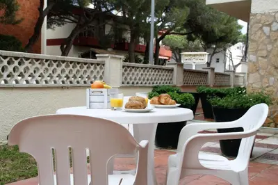 Comida en o cerca de este apartamento