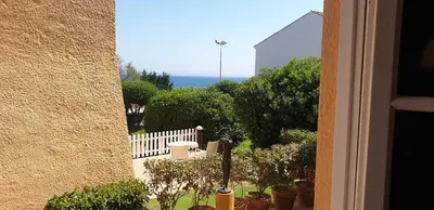 Vista general del mar o vista desde la casa o chalet