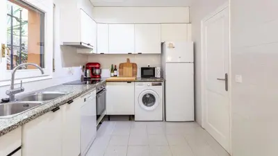 Una cocina o zona de cocina en Villa Coral