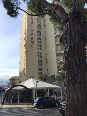 Edificio en el que se encuentra el apartamento