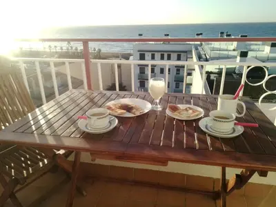 Comida en o cerca de este apartamento