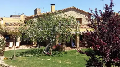 Jardín al aire libre en Casa Rural Can Ginesta
