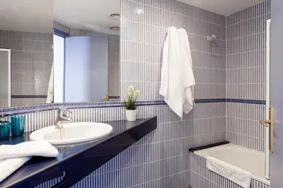 Un baño de El Trull Apartments