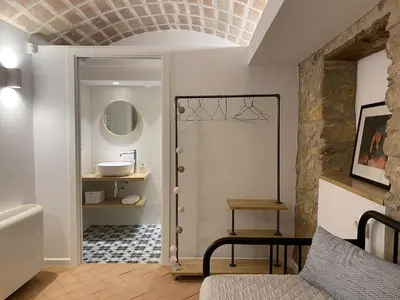 Un baño de Charming Home Near Vulpellac
