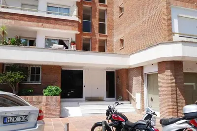 Edificio en el que se encuentra el apartamento