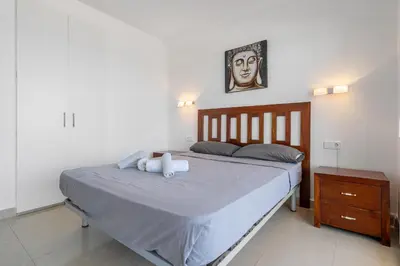 Cama o camas de una habitación en Hauzify I Apartament Cannes