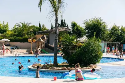 Piscina en o cerca de Camping Tucan - Mobile Homes by Lifestyle Holidays
