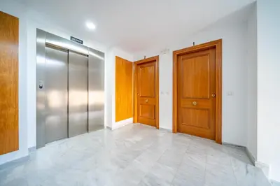Plano de HomeHolidaysRentals Adara