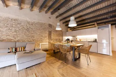Una cocina o zona de cocina en Bravissimo Plaça del Vi, Design Penthouse