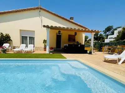 Piscina en o cerca de Villa Buho by Costabravaway