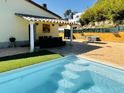 Piscina en o cerca de Villa Buho by Costabravaway