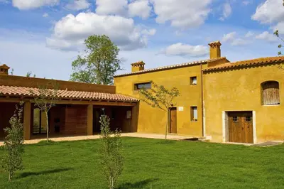 Edificio en el que se encuentra la casa o chalet