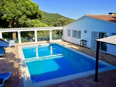 Piscina en o cerca de Welcoming Holiday Home in Santa Cristina d'Aro near Forest