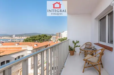 Un balcón o terraza de Palamós Moonlight Apartment