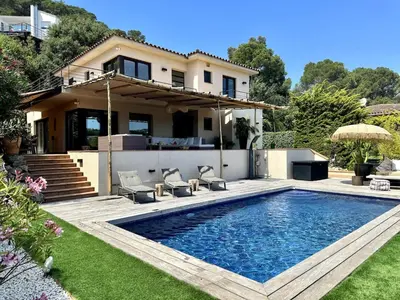 Piscina en o cerca de Casa Tanio 150m walking from the village and town of Tamariu