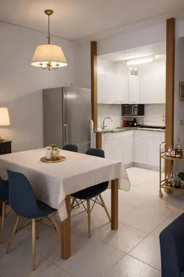 Una cocina o zona de cocina en Apartamento con piscina en el centro de Blanes