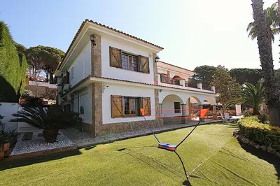 Instalaciones para jugar al golf en la casa o chalet o alrededores