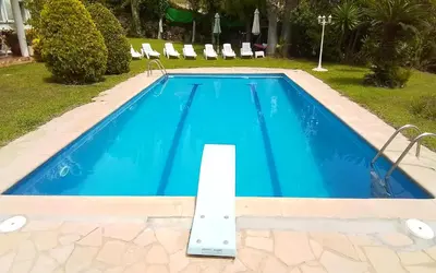 Piscina en o cerca de Villa Max
