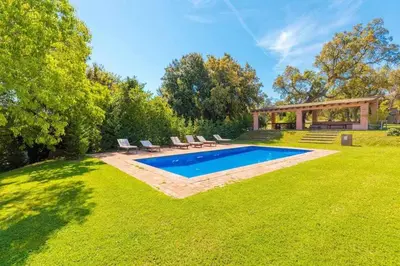 Piscina en o cerca de Masia 1612. Muy cerca de las playas. Costa Brava