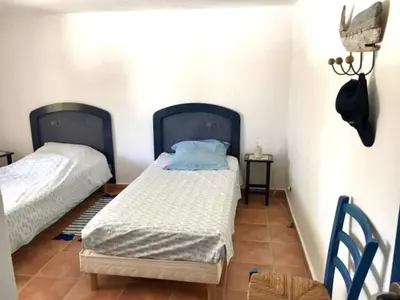 Cama o camas de una habitación en Naturaleza y relax a 5 min a pie de la playa