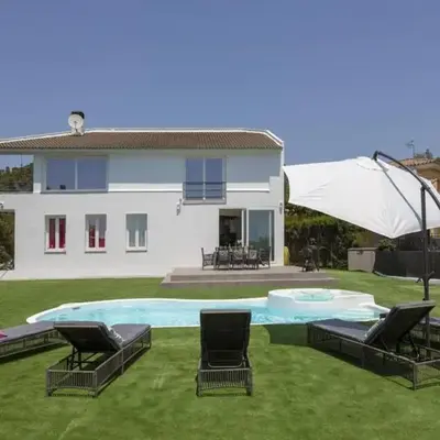 Chillout House with heated pool 29 C Sea & Mountain view