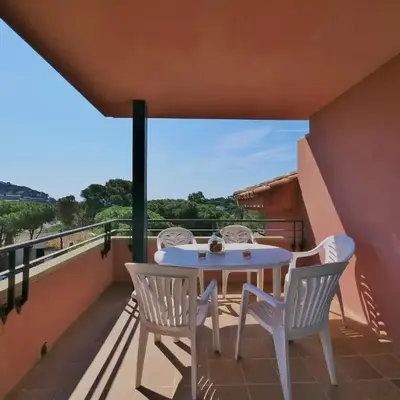 Apartamento Coronda con piscina y parquing en Llafranc