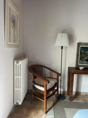Una televisión o centro de entretenimiento en Laindustria