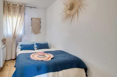 Cama o camas de una habitación en Kaminias III Apartament reformat per 4 persones a Politur a 10 minuts a peu de la Cala Rovira