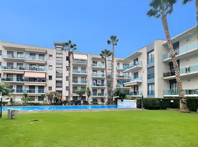 Piscina en o cerca de Relax en Lloret con Gym y Piscina by Host&Joy