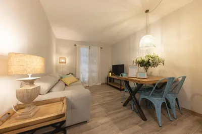 Zona de estar de Bravissimo Calderers El Drac, one-bedroom apartment