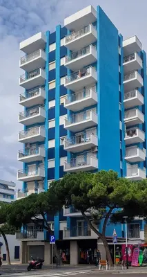 Edificio en el que se encuentra el apartamento