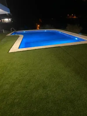 Piscina en o cerca de 4 Bed Villa - Sleeps 9- Pool - Garden - Parking